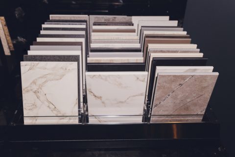Choosing Kitchen Countertops: Solid Surface vs. Quartz | R&D Marble, Inc.