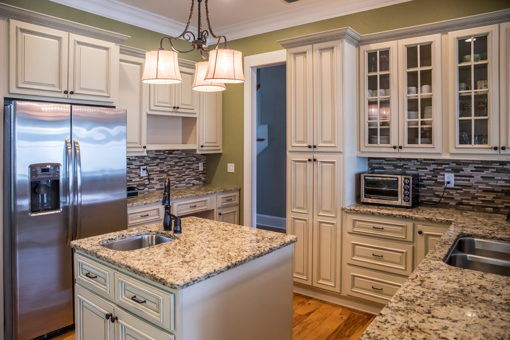 differences between polished granite & honed granite countertops Differences Between Polished Granite & Honed Granite Countertops